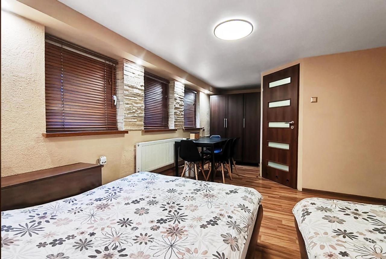Najlepsze Miejsce - Pokoje I Apartamenty W Krakowie Buitenkant foto